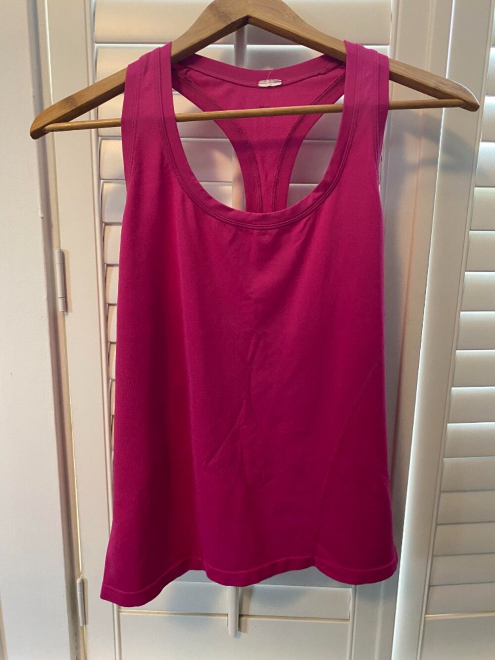 Fabletics Racerback Tank Top Bundle - Picture 3 of 3